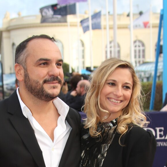 Francois-Xavier Demaison et sa compagne Anaïs Tihay à la première de "Le Château de Verre" lors de la soirée de clôture du 43ème Festival du Cinéma Américain de Deauville, le 9 septembre 2017. © Denis Guignebourg/Bestimage