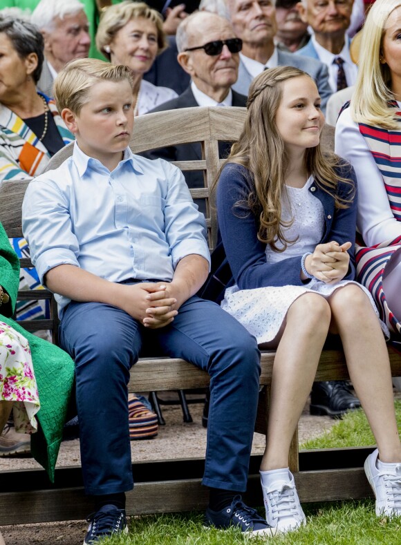 Le prince Sverre Magnus et la princesse Ingrid Alexandra de Norvège lors des célébrations du 80e anniversaire de la reine Sonja de Norvège à Oslo, le 4 juillet 2017.