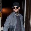 Chris Brown sort de l'hôtel Mandarin Oriental à Paris le 17 janvier 2019.
