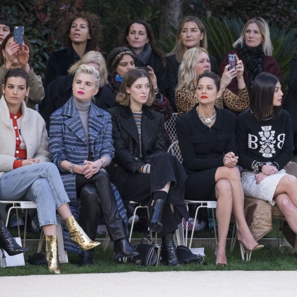 Kate Moran, Alma Jodorowsky, Cécile Cassel, Marion Cotillard et Alessandra Mastronardi- Deuxième défilé de mode Haute-Couture printemps-été 2019 "Chanel" au Grand Palais à Paris. Le 22 janvier 2019 © Olivier Borde / Bestimage