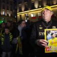 Hommage populaire à Emiliano Sala à Nantes le 22 janvier 2019, au lendemain de sa disparition à bord d'un avion qui le menait à Cardiff. © Laetitia Notarianni / Bestimage