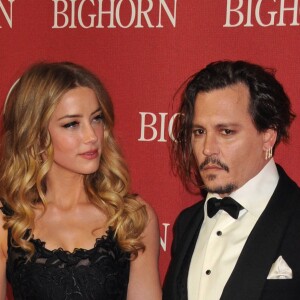 Johnny Depp et Amber Heard à la 27e soirée annuelle du Festival du film de Palm Springs au "Convention Center" à Palm Springs le 2 janvier 2016.