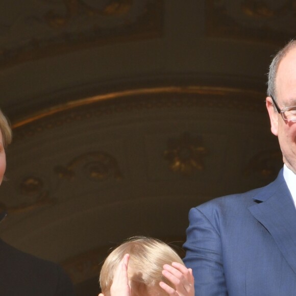 Le prince héréditaire Jacques de Monaco s'est joint à ses parents la princesse Charlene et le prince Albert II pour assister depuis le balcon du palais princier à la procession des reliques de Sainte Dévote à Monaco le 27 janvier 2019. ©Bruno Bebert/Bestimage