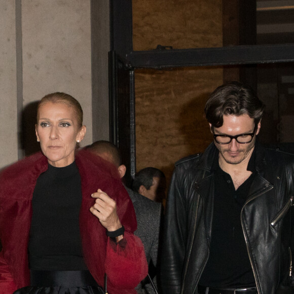 Semi-exclusif - Céline Dion (Manteau en tulle rouge) et Pepe Munoz à la sortie du restaurant Girafe à Paris, France, le 27 janvier 2019.
