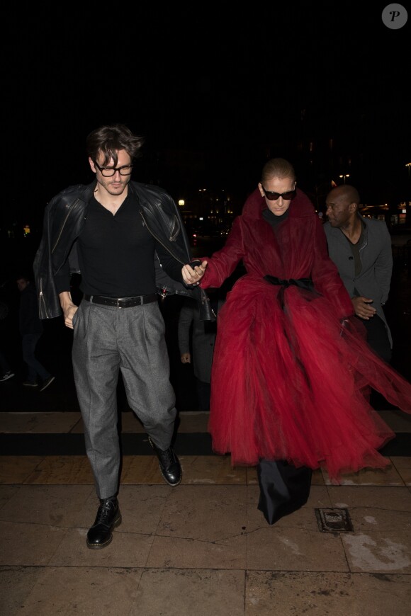 Semi-exclusif - Céline Dion et Pepe Munoz arrivent au restaurant Girafe à Paris, France, le 27 janvier 2019.