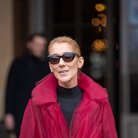 Céline Dion et son ami Pepe Munoz à la sortie de l'hotel Crillon, à Paris, se rendent au théâtre Mogador le 27 Janvier 2019