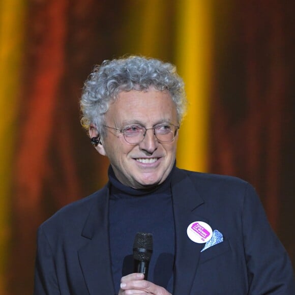 Exclusif - Nelson Monfort - Concert - Enregistrement de l'émission "Tout le monde chante contre le cancer" au Palais des Sports à Paris, qui sera diffusée le 3 janvier 2019 sur W9. Le 11 décembre 2018 Ce spectacle unique enregistré au Dôme de Paris lancera l'opération annuelle " 100 noëls dans 100 hôpitaux ". Le but de cette opération : offrir le plus beau des Noëls aux enfants malades et leur famille dans 100 hôpitaux et Maisons de Parents en France. © M.Ausset Lacroix-D.Guignebourg / Bestimage