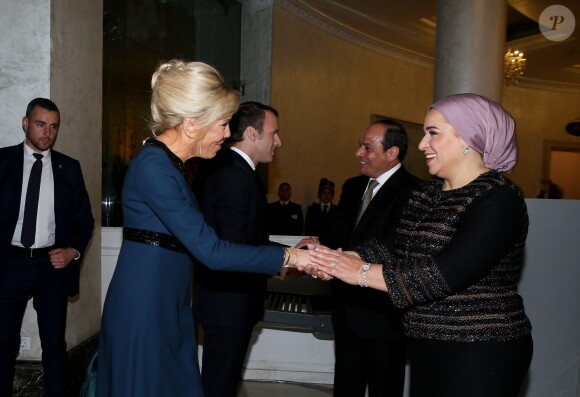Le président égyptien Abdel Fattah al-Sissi et sa femme la Première Dame Entissar Amer accueillent son homologue français Emmanuel Macron et sa femme la Première dame Brigitte Macron - Dîner en l'honneur du président de la République française et sa femme la Première Dame, offert par son homologue égyptien et sa femme la Première Dame à l'hôtel Al Masah au Caire, Egypte, le 28 janvier 2019. Le couple présidentiel français est en visite officielle de trois jours en Egypte. © Dominique Jacovides/Bestimage