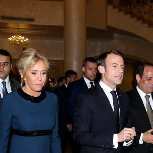 Le président égyptien Abdel Fattah al-Sissi et sa femme la Première Dame Entissar Amer accueillent son homologue français Emmanuel Macron et sa femme la Première dame Brigitte Macron - Dîner en l'honneur du président de la République française et sa femme la Première Dame, offert par son homologue égyptien et sa femme la Première Dame à l'hôtel Al Masah au Caire, Egypte, le 28 janvier 2019. Le couple présidentiel français est en visite officielle de trois jours en Egypte. © Dominique Jacovides/Bestimage