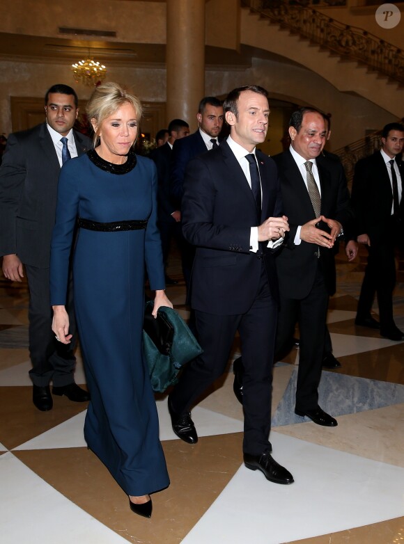 Le président égyptien Abdel Fattah al-Sissi et sa femme la Première Dame Entissar Amer accueillent son homologue français Emmanuel Macron et sa femme la Première dame Brigitte Macron - Dîner en l'honneur du président de la République française et sa femme la Première Dame, offert par son homologue égyptien et sa femme la Première Dame à l'hôtel Al Masah au Caire, Egypte, le 28 janvier 2019. Le couple présidentiel français est en visite officielle de trois jours en Egypte. © Dominique Jacovides/Bestimage
