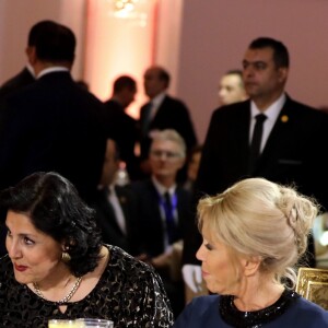 La Première Dame Entissar Amer et la Première dame Brigitte Macron - Dîner en l'honneur du président de la République française et sa femme la Première Dame, offert par son homologue égyptien et sa femme la Première Dame à l'hôtel Al Masah au Caire, Egypte, le 28 janvier 2019. Le couple présidentiel français est en visite officielle de trois jours en Egypte. © Dominique Jacovides/Bestimage