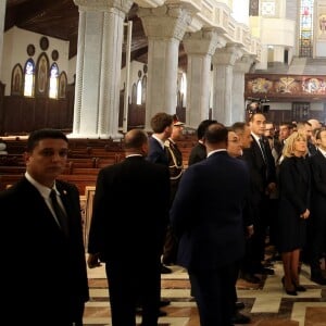 Le président de la République française Emmanuel Macron, sa femme la Première Dame Brigitte Macron, l'ambassadeur de France en Egypte, Stéphane Romatet, le ministre de l'Europe et des Affaires Etrangères Jean-Yves Le Drian et le pape copte orthodoxe Tawadros II (Théodore II) - Le président de la République française et sa femme la Première Dame et le pape copte orthodoxe au siège de la papauté copte à la cathédrale Saint-Marcdu Caire à Abbassia, Egypte, le 29 janvier 2019. Le couple présidentiel français est en visite officielle de trois jours en Egypte. © Dominique Jacovides/Bestimage