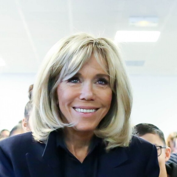 La première dame, Brigitte Macron, Jean-Michel Blanquer, ministre de l'éducation, Marlène Schiappa, secrétaire d'Etat, chargée de l'Egalité des femmes et des hommes se rendent au collège des petits ponts à Clamart, pour évoquer la lutte contre le harcèlement à l'école sous toutes ses formes à Clamart. Le 15 novembre 2018. © Stéphane Lemouton / Bestimage