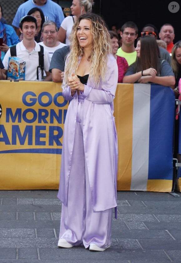 La chanteuse Rachel Platten arrive à l'émission "Good morning america" à New York le 21 août 2017.