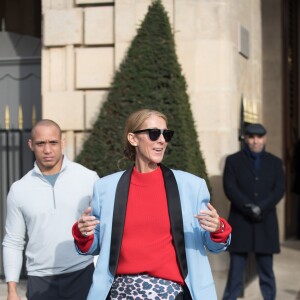 Céline Dion sort de l'hôtel de Crillon à Paris le 31 janvier 2019.