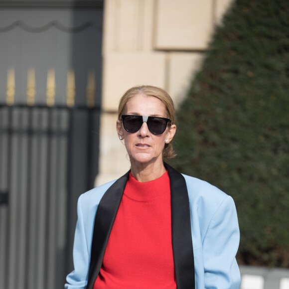 Céline Dion sort de l'hôtel de Crillon à Paris le 31 janvier 2019.