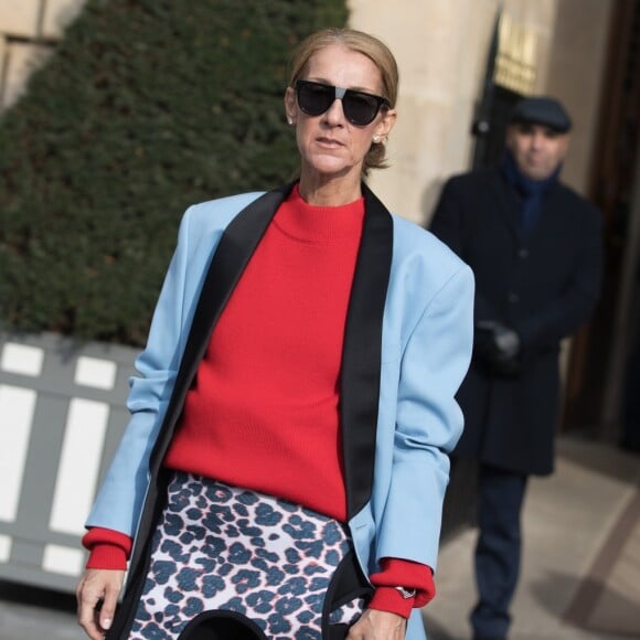 Céline Dion sort de l'hôtel de Crillon à Paris le 31 janvier 2019.