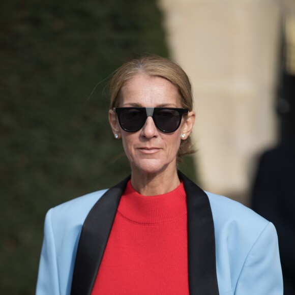 Céline Dion sort de l'hôtel de Crillon à Paris le 31 janvier 2019.