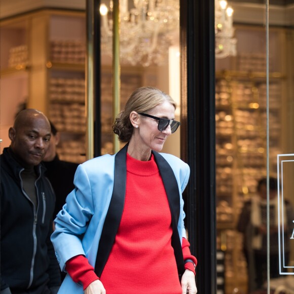 Celine Dion fait un passage à la boutique Repetto à Paris le 31 janvier 2019.
