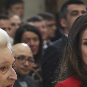 L'infante Pilar de Bourbon et la reine Letizia d'Espagne lors de la cérémonie des Prix nationaux du sport espagnol à Madrid le 10 janvier 2019.