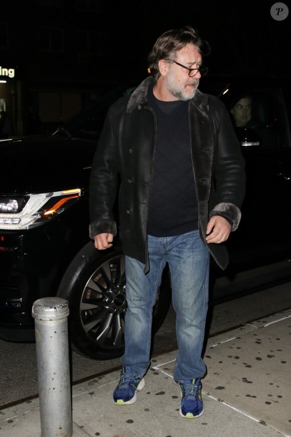 Exclusif - Russell Crowe quitte son hôtel à New York le 18 octobre 2018.
