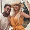 Jessica Thivenin (Les Marseillais) et son chéri Thibault sur le tournage des "Marseillais vs Le reste du monde" - Instagram, 20 juillet 2018