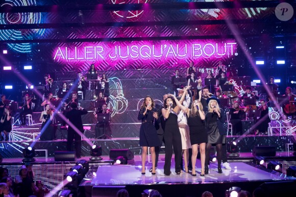 Exclusif - Les chanteurs de la Star Academy Saison 4 (Karima Charni, Hoda Sanz, Mathieu Johann, Tina Tictone, Lucie Bernardoni, Sofiane Tadjine-Lambert, Francesca Antoniotti, Enrique Toyos) - Emission hommage à "Grégory Lemarchal, 10 ans après l'histoire continue" au Zénith de Paris et retransmis en direct sur TF1 le 7 janvier 2017. © Cyril Moreau/Bestimage