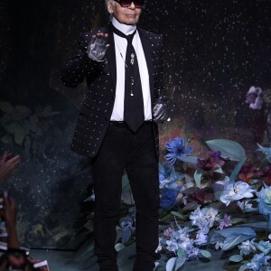 Le styliste Karl Lagerfeld - Défilé de mode "Fendi", collection Haute-Couture automne-hiver 2017/2018, à Paris. Le 5 juillet 2017