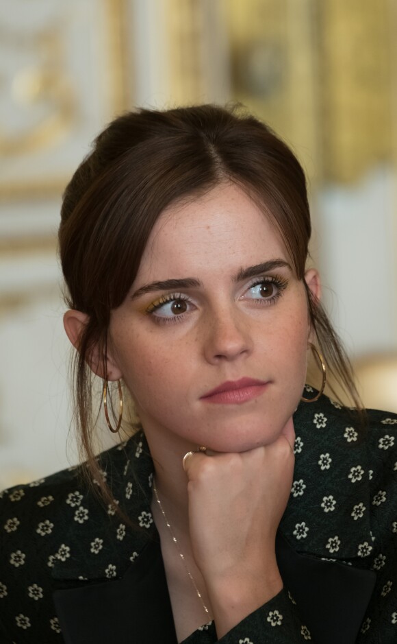 Emma Watson - Première réunion du conseil consultatif pour l'égalité entre les femmes et les hommes au palais de l'Elysée à Paris le 19 février 2019. © Jacques Witt / Pool / Bestimage