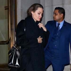 Exclusif - Angelina Jolie est allée faire du shopping avec ses enfants Pax, Sahara, Vivienne, Knox et Shiloh au magasin de sports KITH à New York, 22 février 2019