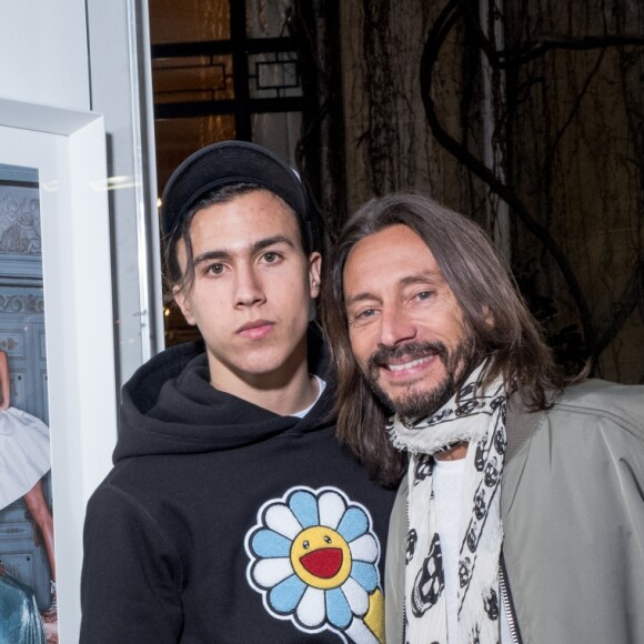 Exclusif - Bob Sinclar et son fils Raphaël - Vernissage de l'exposition "Femmes je vous aime" à l'Hôtel Plaza Athénée à Paris, le 25 février 2019. © Cyril Moreau/Bestimage