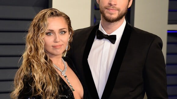 Miley Cyrus : Ravissante mariée avec Liam Hemsworth, non loin de son ex-chérie