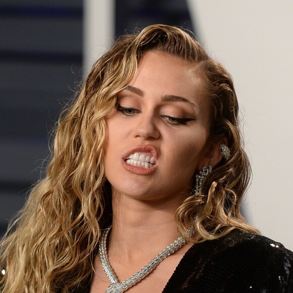 Miley Cyrus à la soirée Vanity Fair Oscar Party à Los Angeles, le 24 février 2019