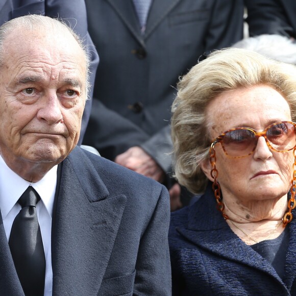 Jacques et Bernadette Chirac - Obsèques de Antoine Veil au cimetière du Montparnasse à Paris. Le 15 avril 2013.