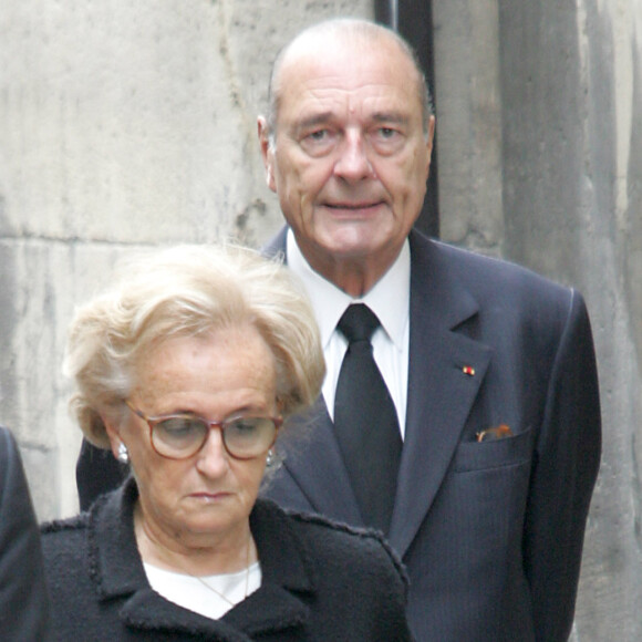 Jacques et Bernadette Chirac - Obsèques de Claude pompidou en l'église Saint-Louis, à Paris, le 6 juillet 2007.