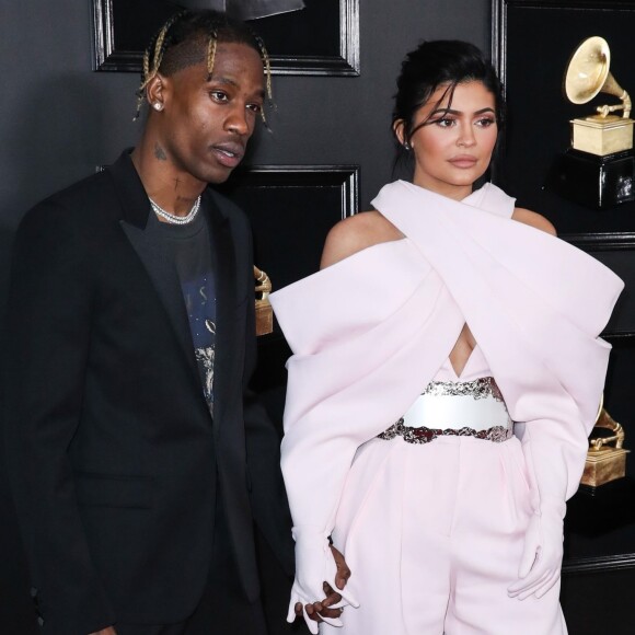 Travis Scott et sa compagne Kylie Jenner - Les célébrités posent lors du photocall de la soirée des GRAMMY Awards au Staples Center de Los Angeles le 10 février, 2019