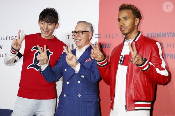 Harry Sugiyama, Tommy Hilfiger et Lewis Hamilton - La marque Tommy Hilfiger présente sa collection Automne 2018 lors de la soirée "Tokyo Icons" à Tokyo, le 8 octobre 2018.