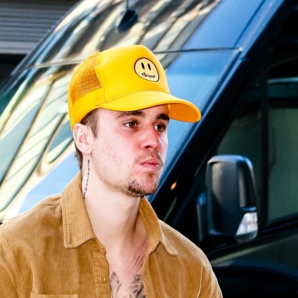 Exclusif - Justin Bieber arrive à un studio d'enregistrement à New York. Le 5 mars 2019