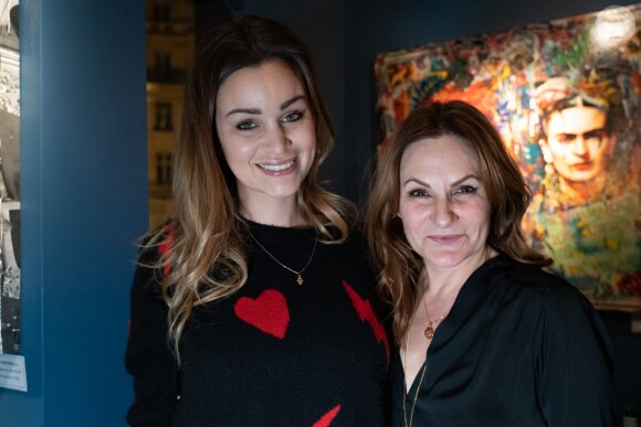 Exclusif - Elisa Bachir Bey et Anne Mondy - Vernissage de l'exposition "Papertorn" de A.Mondy au MonParis! à Paris, France. Le 11 mars 2019. © Denis Sinoussi via Bestimage