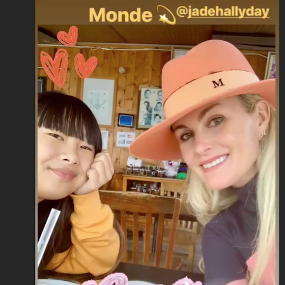 Laeticia Hallyday en tête à tête avec sa fille Jade à Los Angeles, janvier 2019.