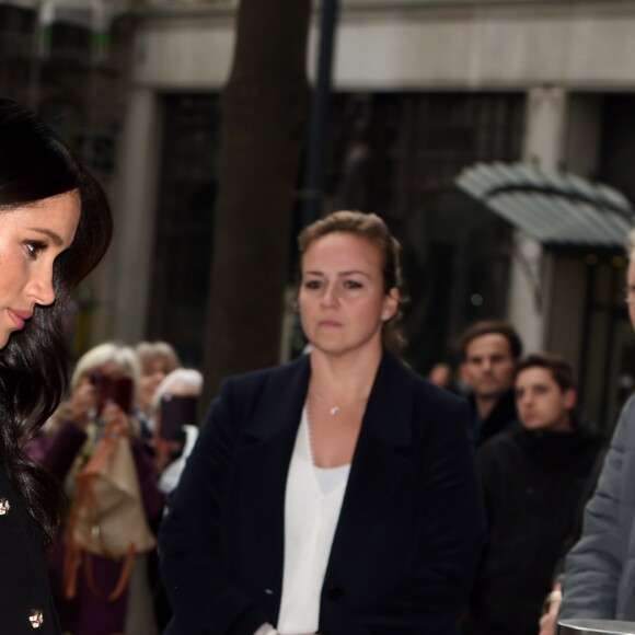 Meghan Markle, duchesse de Sussex - Le duc et la duchesse de Sussex viennent rendre hommage aux victimes de la tuerie de Christchurch et signer le livre de condoléances à New Zealand House à Londres le 19 mars 2019.