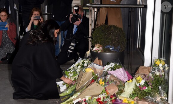Meghan Markle, duchesse de Sussex - Le duc et la duchesse de Sussex viennent rendre hommage aux victimes de la tuerie de Christchurch et signer le livre de condoléances à New Zealand House à Londres le 19 mars 2019.