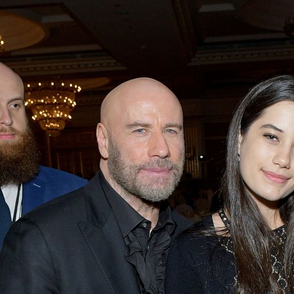 John Travolta et sa fille Ella Bleu Travolta au dîner de gala de la soirée des Bravo Music Awards au Bolchoï à Moscou le 21 mars 2019. © Persona Stars via ZUMA Press / Bestimage