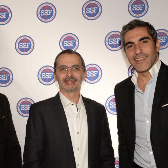 Exclusif - Thomas Dutronc, Arié Levy et Ary Abittan à la 9e édition du gala de l'association "Sauveteurs Sans Frontières" au palais d'Iena à Paris le 25 mars 2019. Pour la cause, A. Abitan et F. Berleand ont mis en vente leur veste respective. "Sauveteurs Sans Frontières" est une association fondée en 2000 qui a pour mission de porter assistance à des personnes en danger dans le monde entier. Son credo : "Qui sauve une vie, sauve l'humanité".