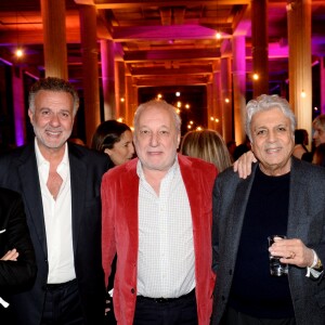 Exclusif - Bernard Montiel, Jean Madar, François Berléand, Enrico Macias et Sidney Toledano à la 9e édition du gala de l'association "Sauveteurs Sans Frontières" au palais d'Iena à Paris le 25 mars 2019. Pour la cause, A. Abitan et F. Berleand ont mis en vente leur veste respective. "Sauveteurs Sans Frontières" est une association fondée en 2000 qui a pour mission de porter assistance à des personnes en danger dans le monde entier. Son credo : "Qui sauve une vie, sauve l'humanité".