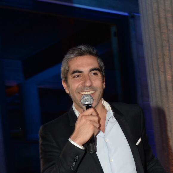 Exclusif - Ary Abittan à la 9e édition du gala de l'association "Sauveteurs Sans Frontières" au palais d'Iena à Paris le 25 mars 2019. Pour la cause, A. Abitan et F. Berleand ont mis en vente leur veste respective. "Sauveteurs Sans Frontières" est une association fondée en 2000 qui a pour mission de porter assistance à des personnes en danger dans le monde entier. Son credo : "Qui sauve une vie, sauve l'humanité".
