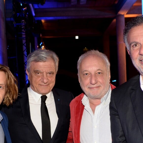 Exclusif - Alex Lutz, Sidney Toledano, François Berléand et Jean Madar à la 9e édition du gala de l'association "Sauveteurs Sans Frontières" au palais d'Iena à Paris le 25 mars 2019. Pour la cause, A. Abitan et F. Berleand ont mis en vente leur veste respective. "Sauveteurs Sans Frontières" est une association fondée en 2000 qui a pour mission de porter assistance à des personnes en danger dans le monde entier. Son credo : "Qui sauve une vie, sauve l'humanité".