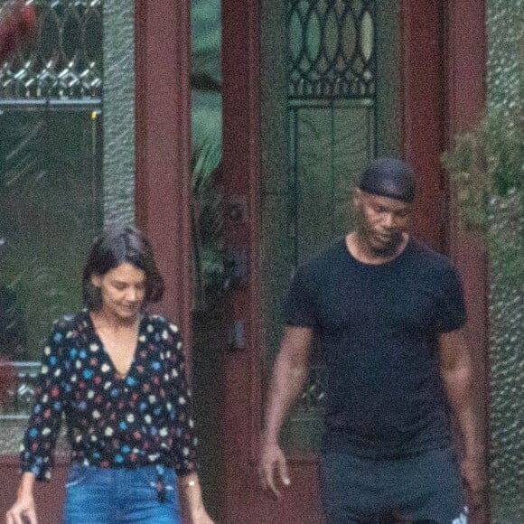 Exclusif - Prix Special - Katie Holmes et Jamie Foxx à la sortie d'un hôtel à Atlanta le 18 septembre 2018.