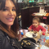 Julia Paredes et sa fille Luna au restaurant - Instagram, 29 mars 2019