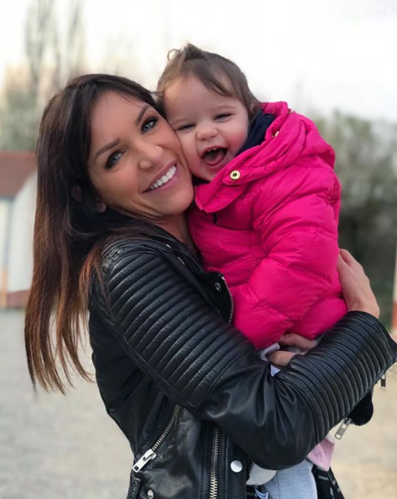 Julia Paredes radieuse avec Luna - Instagram, 28 mars 2019
